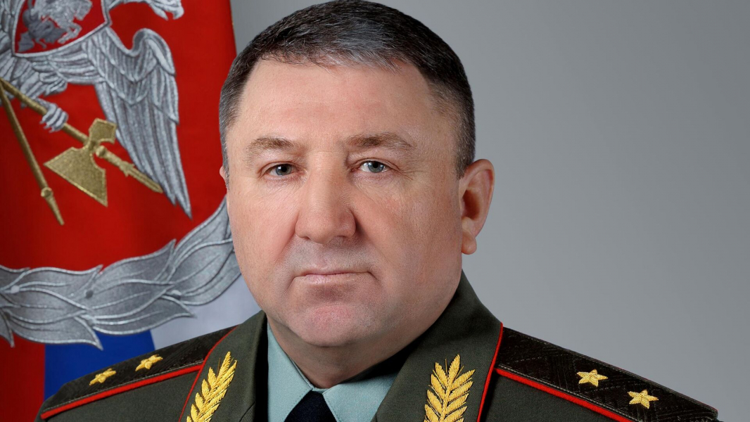 Замглавы МО Булыга осмотрел один из районов подразделений группировки "Восток" Замглавы МО Булыга осмотрел один из районов подразделений группировки "Восток"