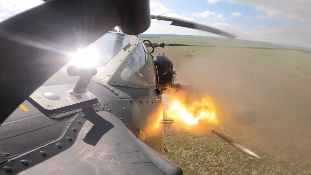 МО РФ: авиация ударила по скоплению резервов ВСУ в 12 районах Сумской области МО РФ: авиация ударила по скоплению резервов ВСУ в 12 районах Сумской области